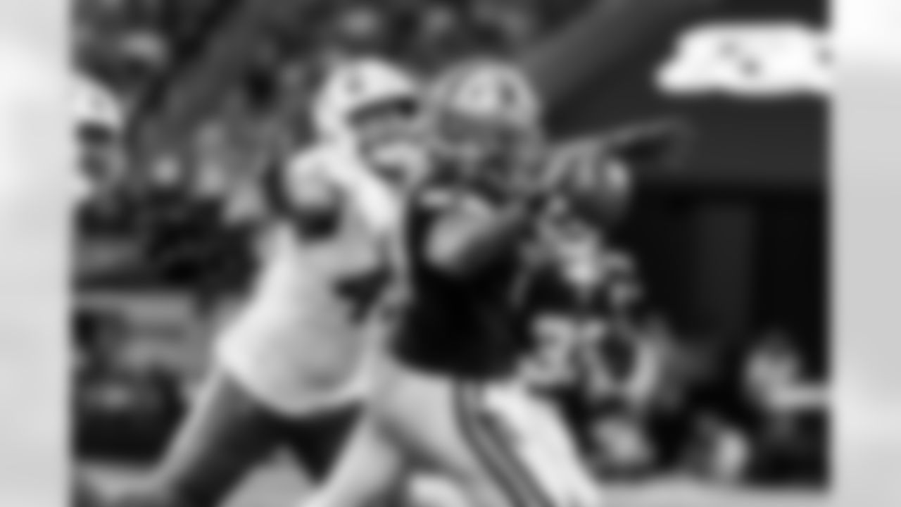 Check out the best shots from the Chargers Week 16 matchup against the Cowboys!