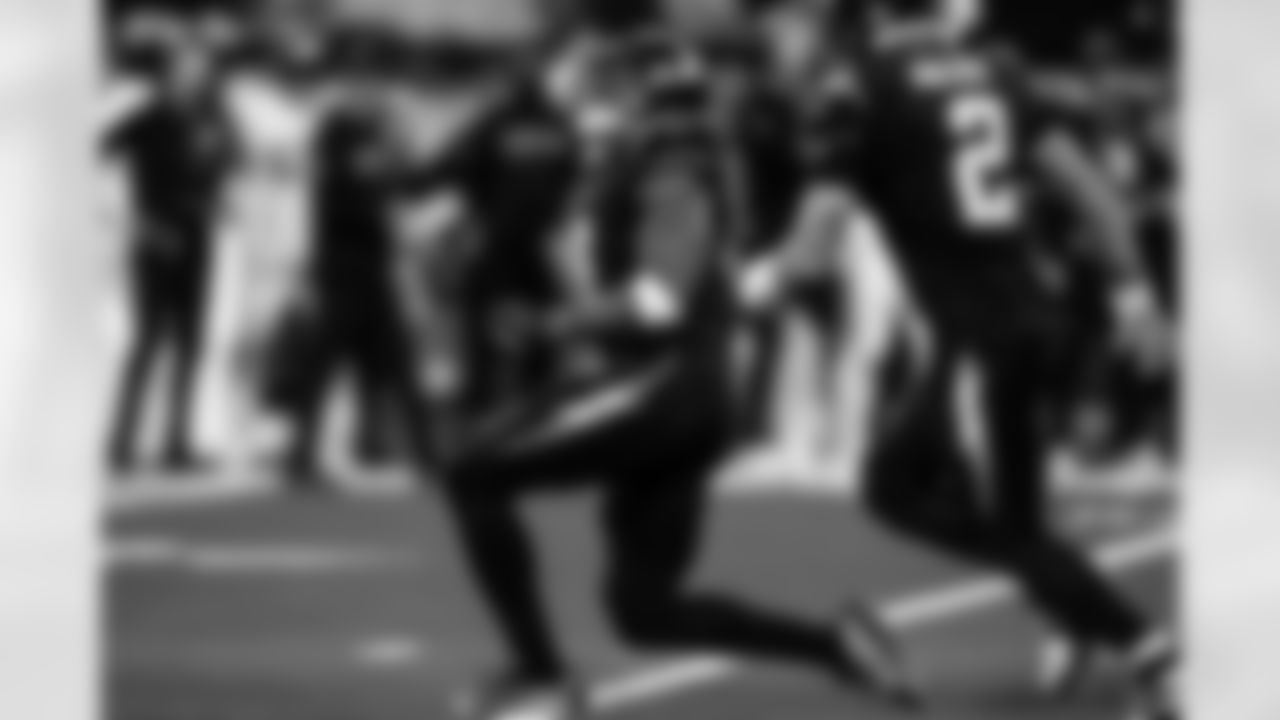 Take a look back at the best photos of the Chargers best celebrations of the 2025 season.