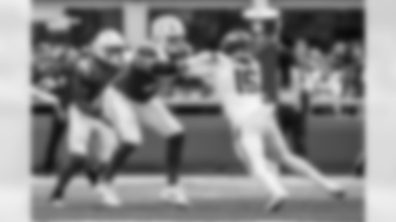 Chargers OT Joe Alt (#76) in action during their Pro Bowl season.