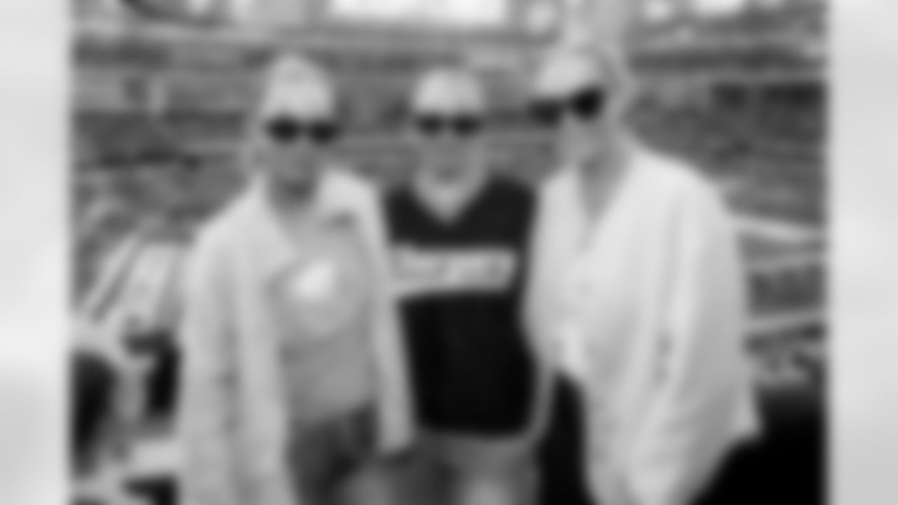 Check out who came to watch the Chargers take on the Houston Texans at SoFi Stadium!