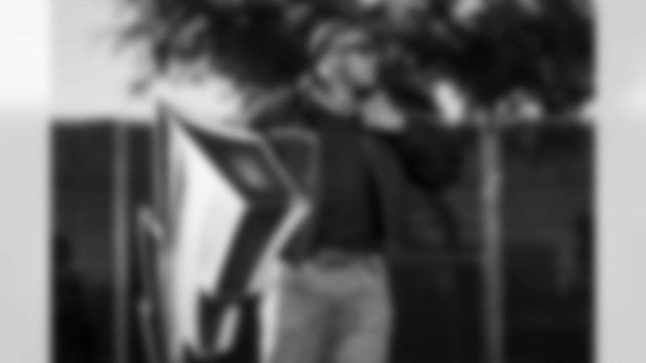 LB Daiyan Henley (0)