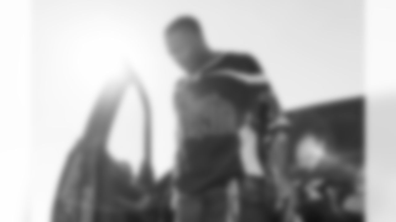 Take a look back at the best photos of the Chargers best arrival fits of the 2025 season.