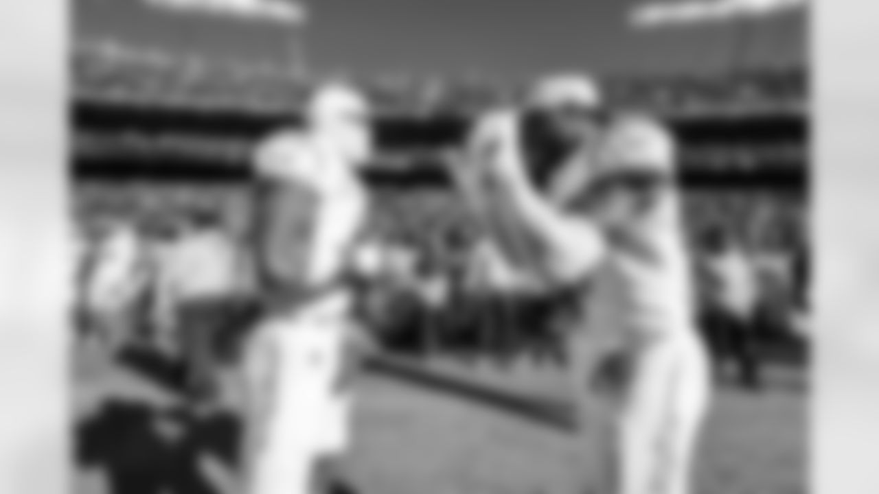 S Derwin James Jr. (3) and LB Daiyan Henley (0)