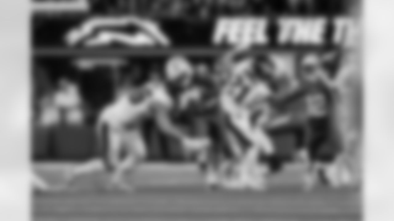 RB Kimani Vidal (30)