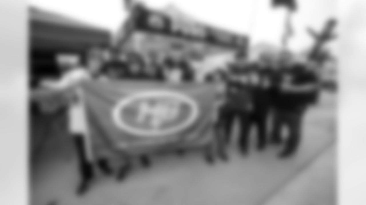 Fans joined the Bolt Fam at Pepsi Tailgate Central to get gameday ready for the Chargers' Week 13 clash with the Las Vegas Raiders.