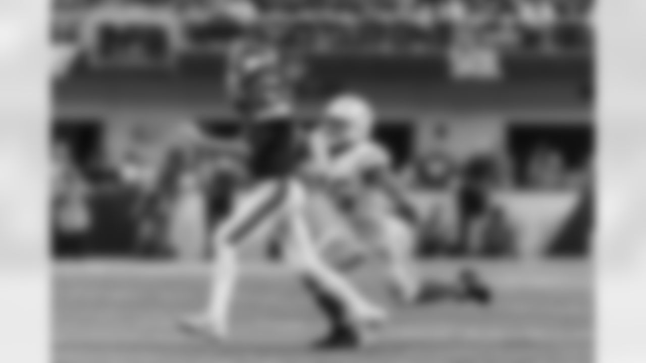 The Los Angeles Chargers play the Minnesota Vikings on Sunday, September 24, 2023 at U.S. Bank Stadium in Minneapolis, MN.
[FINAL SCORE: LAC 28 - MIN 24]