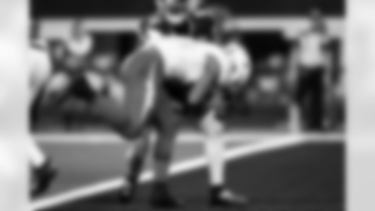 Check out the best shots from the Chargers Week 16 matchup against the Cowboys!