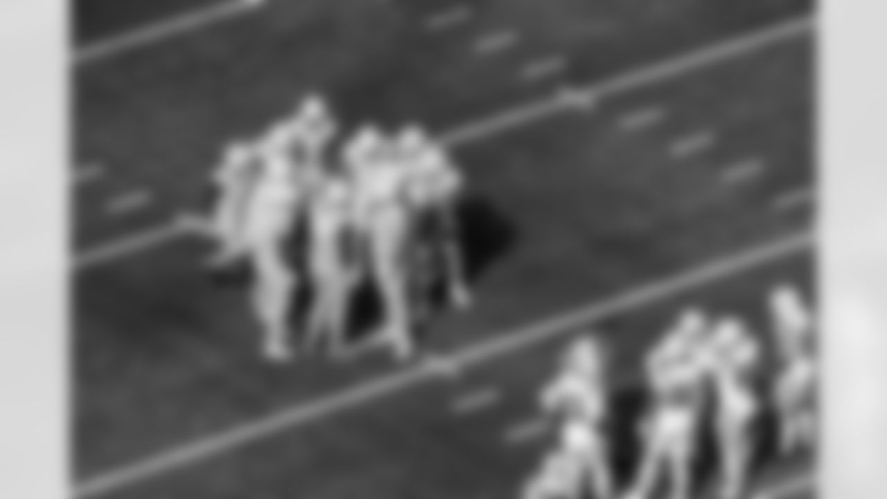 Check out the best shots from the Chargers Week 7 matchup against the Colts!