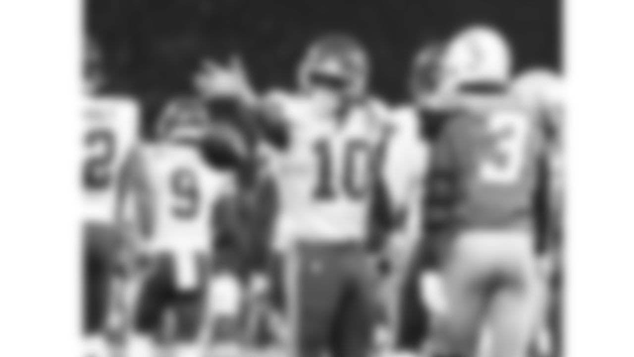 Kansas City Chiefs running back Isiah Pacheco (10) celebrates a first down during a week 1 NFL football game against the Los Angeles Chargers at Arena Corinthians in São Paulo, Brazil on September 5, 2025.