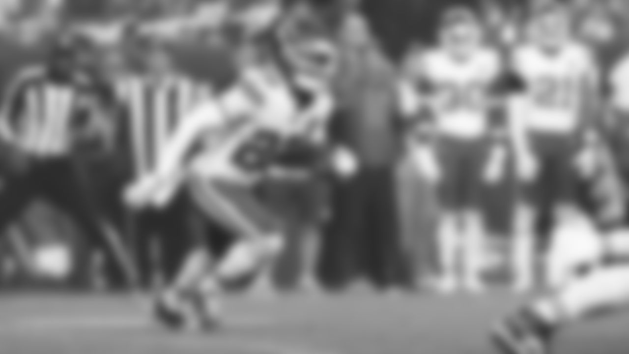 Kansas City Chiefs cornerback Trent McDuffie (22) in action during a week 11 NFL Football game against the Denver Broncos on Sunday, November 16, 2025 in Denver, Colorado.