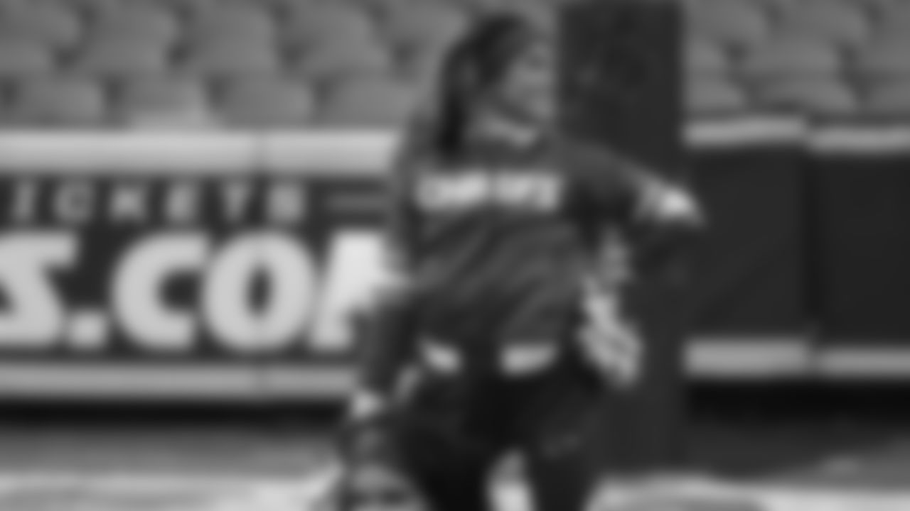 Kansas City Chiefs Cheerleaders practice on the field prior to a week 14 NFL Football game against the Houston Texans on Sunday, December 7, 2025 in Kansas City, MO.