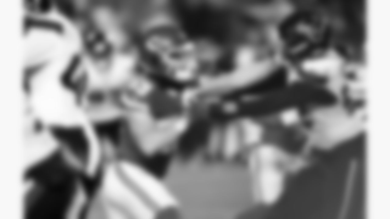 Kansas City Chiefs linebacker Cooper McDonald (59) in action during a week 14 NFL football game against the Houston Texans, Sunday, December 7, 2025 in Kansas City, MO.