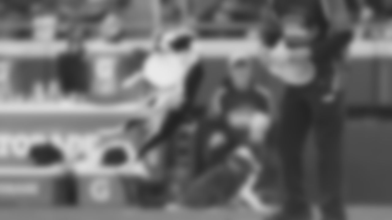 Kansas City Disc Dogs during an NFL week 15 matchup against the Los Angeles Chargers, Sunday December 14, 2025.