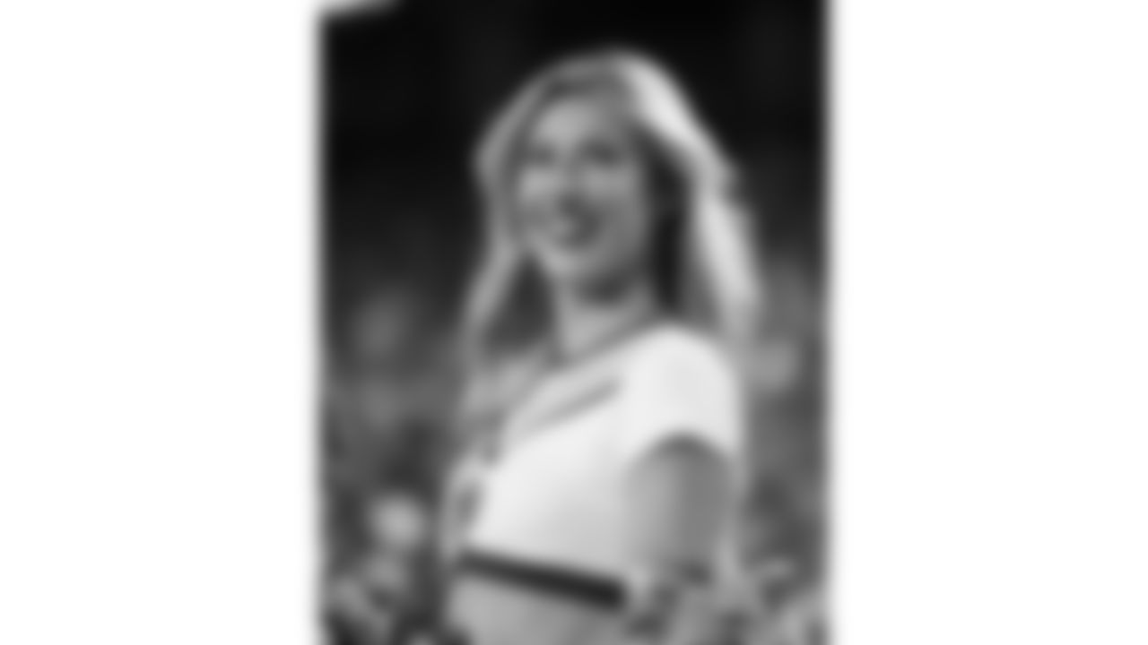 A Kansas City Chiefs Cheerleader prior to the week 6 NFL football game against the Detroit Lions, Sunday, October 12, 2025 in Kansas City, MO.