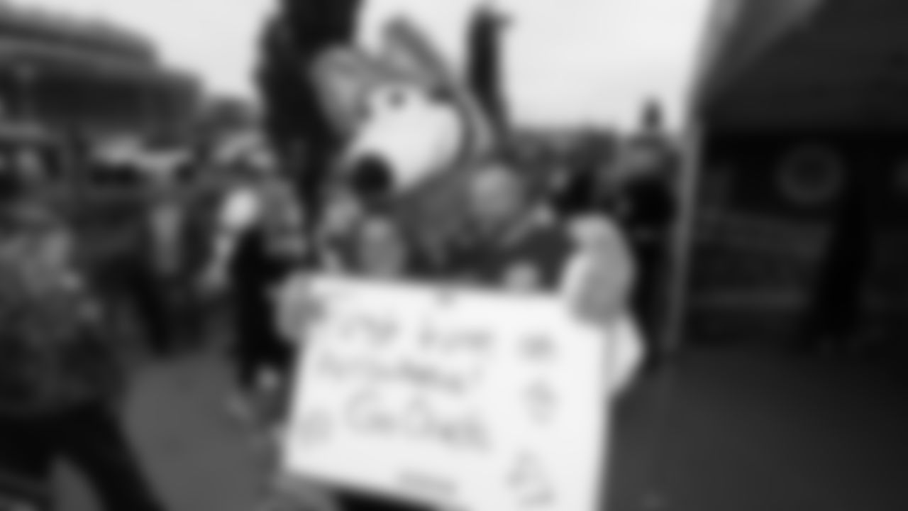 Fans with KC Wolf prior to a week 8 NFL Football game against the Washington Commanders on Monday, October 27, 2025 in Kansas City, MO.