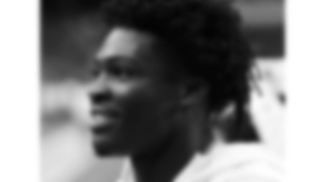 Kansas City Chiefs running back Brashard Smith (24) looks on prior to a week 18 NFL football game against the Las Vegas Raiders, Sunday, January 4, 2026 in Las Vegas, NV.