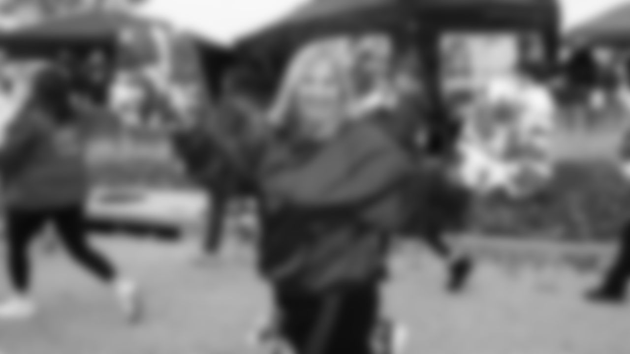 Kansas City Chiefs Alumni Cheerleaders in the pregame parade prior to a week 12 NFL Football game against the Indianapolis Colts on Sunday, November 23, 2025 in Kansas City, MO.