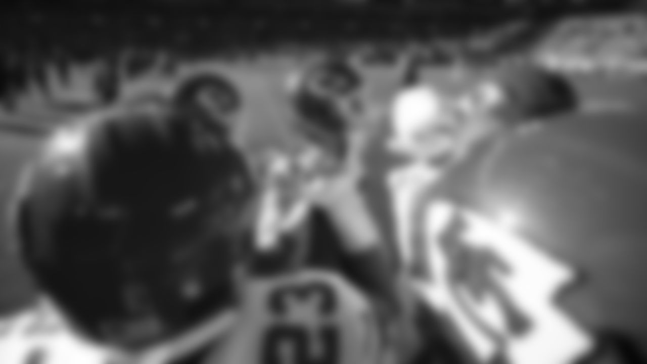 The Kansas City Chiefs linebackers huddle prior to a week 11 NFL Football game against the Denver Broncos on Sunday, November 16, 2025 in Denver, Colorado.