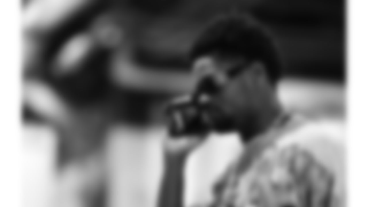 Kansas City Chiefs wide receiver Tyquan Thornton (80) arrives prior to a week 11 NFL Football game against the Denver Broncos on Sunday, November 16, 2025 in Denver, Colorado.