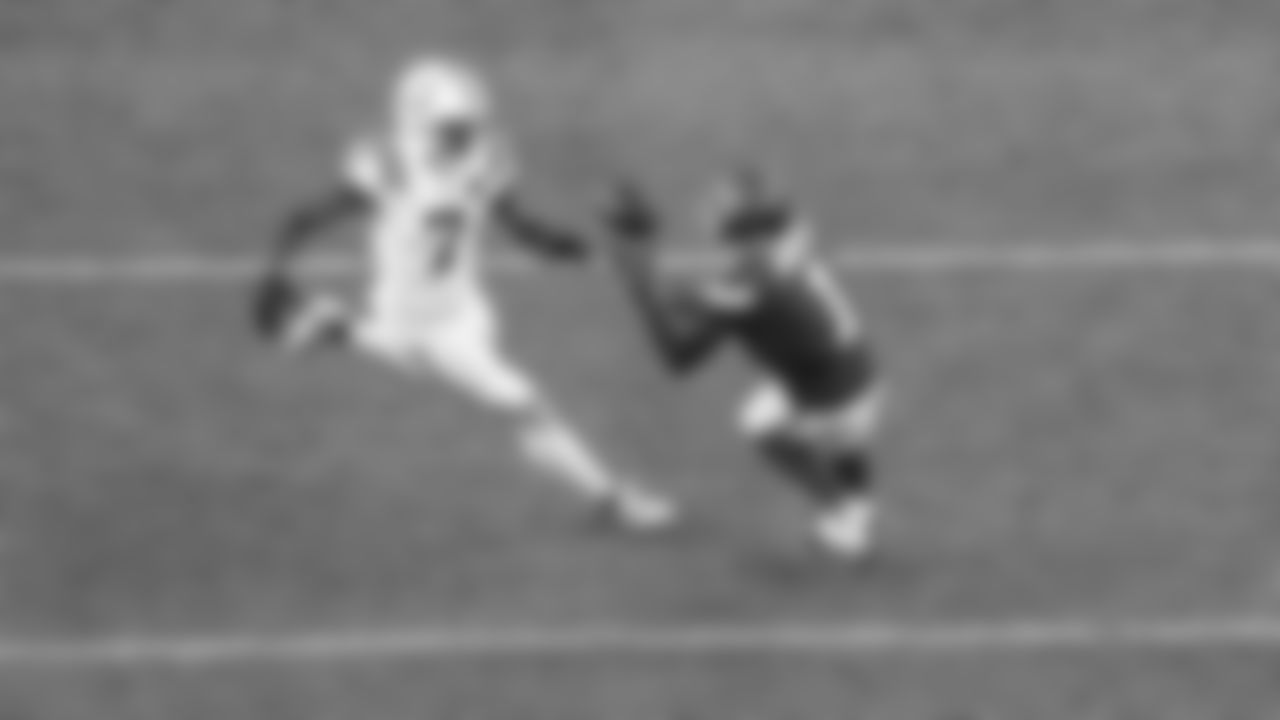 Kansas City Chiefs wide receiver Xavier Worthy (1) catches the ball in front of Indianapolis Colts cornerback Charvarius Ward (7) during a week 12 NFL football game, Sunday, November 23, 2025 in Kansas City, MO.