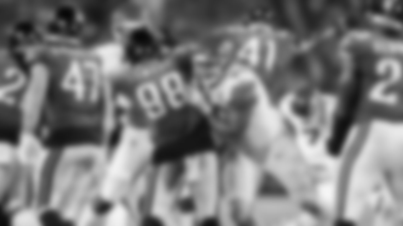 Kansas City Chiefs tackle Kingsley Suamataia (76) blocking during a week 5 NFL football game against the Jacksonville Jaguars, Monday, October 6, 2025, in Jacksonville, FL.