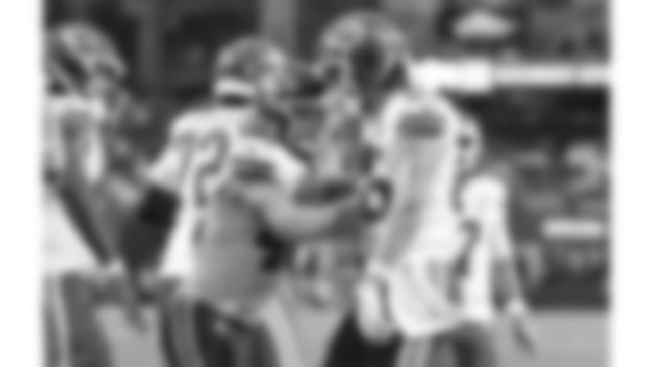 Kansas City Chiefs tight end Robert Tonyan (85) celebrates with running back Carson Steele (42) after scoring a touchdown during a preseason week 2 NFL football game against the Seattle Seahawks, Friday, August 15, 2025 in Seattle, WA.