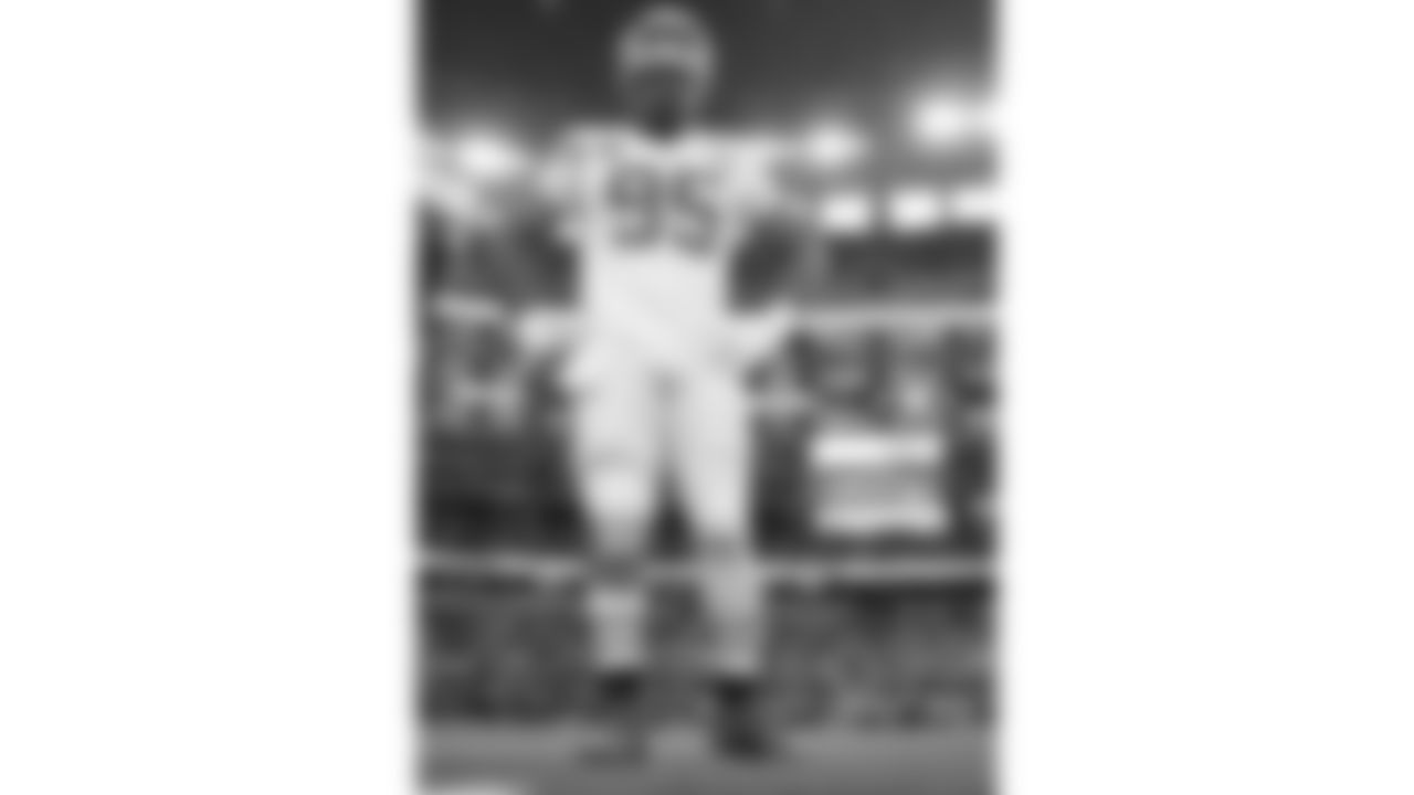 Kansas City Chiefs defensive tackle Chris Jones (95) prior to a week 13 NFL football game against the Dallas Cowboys on Thursday, November 27, 2025 in Arlington, TX.