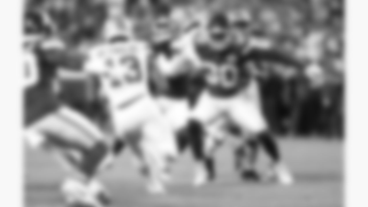 Kansas City Chiefs cornerback Chris Roland-Wallace (30) in action during the week 6 NFL football game against the Detroit Lions, Sunday, October 12, 2025 in Kansas City, MO.