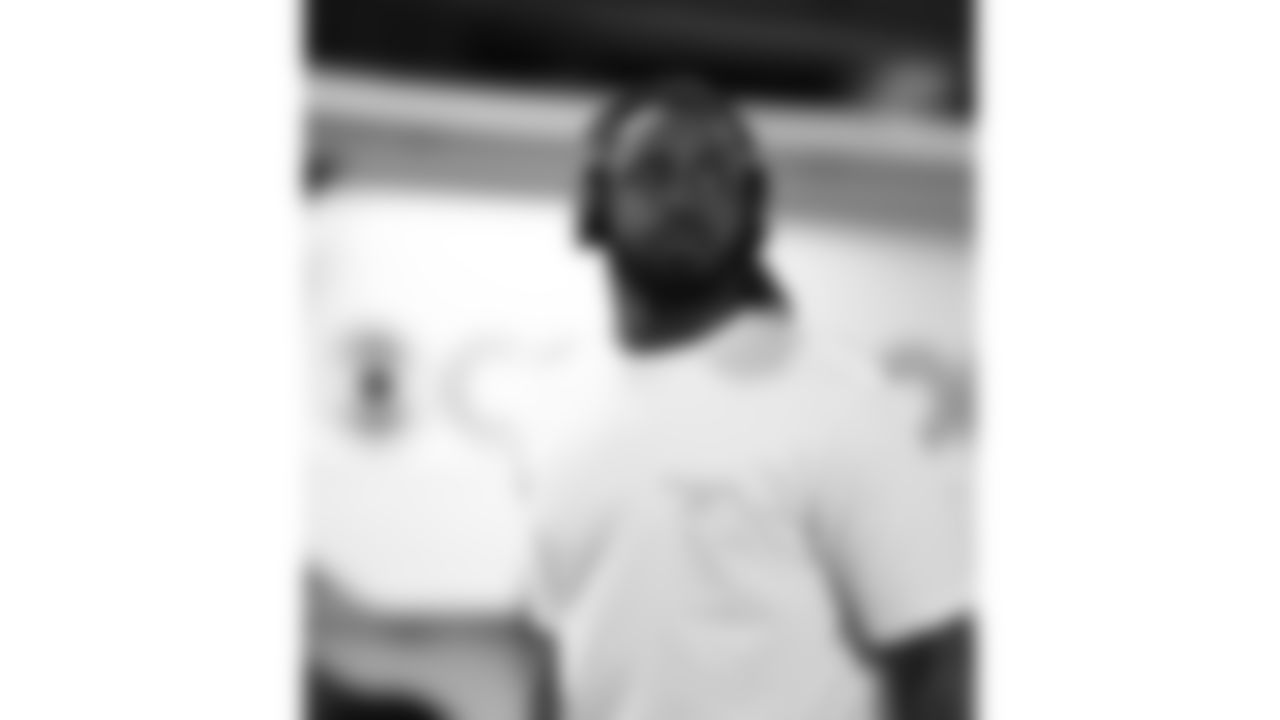 Kansas City Chiefs defensive end Mike Danna (51) arrives prior to a week 11 NFL Football game against the Denver Broncos on Sunday, November 16, 2025 in Denver, Colorado.