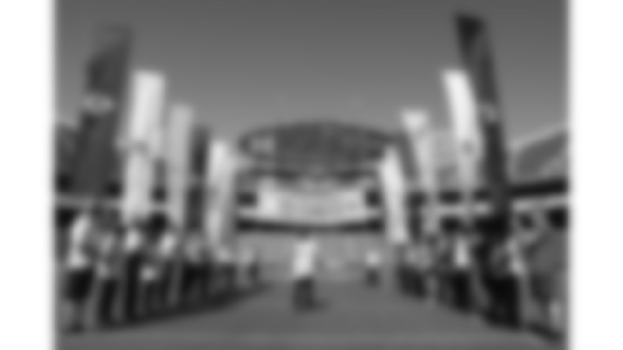 The Kansas City Chiefs Red Coaters before the week 4 NFL football game against the Baltimore Ravens, Sunday, September 28, 2025 in Kansas City, MO.