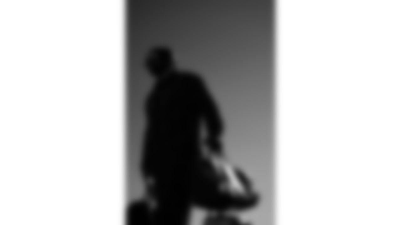 Kansas City Chiefs tackle Kingsley Suamataia (76) travels for a week 18 matchup with the Las Vegas Raiders on Saturday, January 3, 2026.