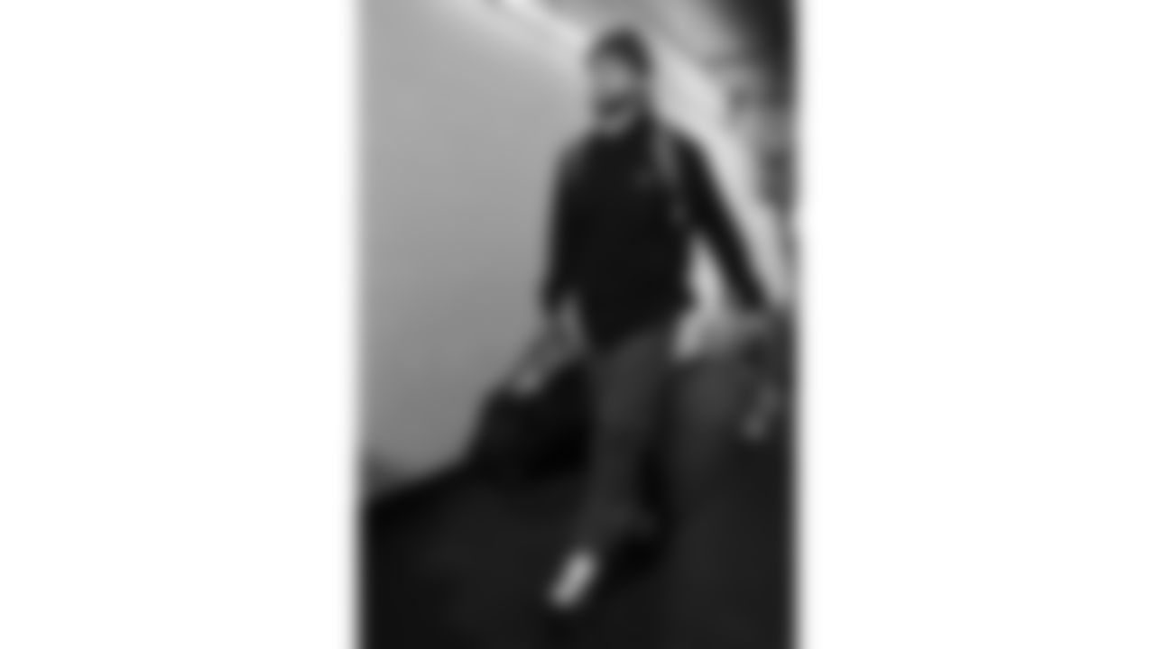 Kansas City Chiefs tight end Robert Tonyan (85) arrives at Allegiant Stadium for a week 18 NFL football game against the Las Vegas Raiders, Sunday, January 4, 2026 in Las Vegas, NV.