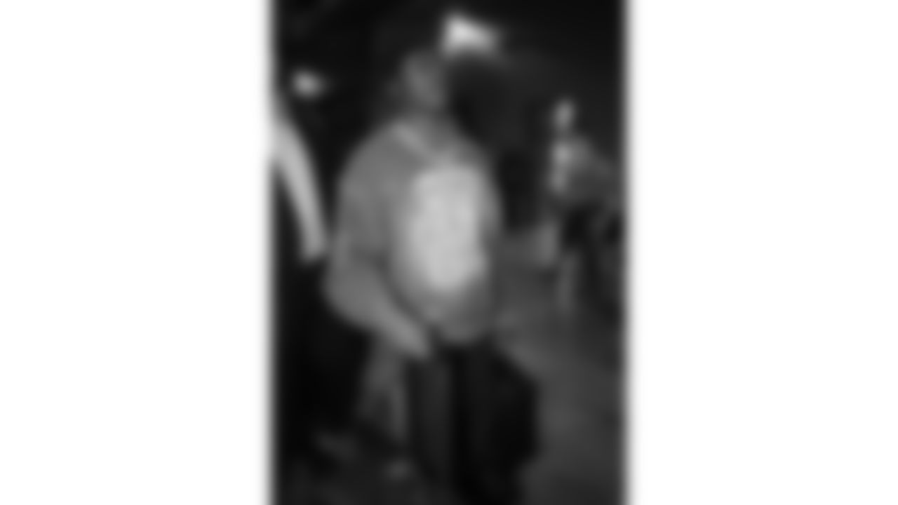 Kansas City Chiefs wide receiver Hollywood Brown (5) arrives prior to a week 13 NFL football game against the Dallas Cowboys on Thursday, November 27, 2025 in Arlington, TX.