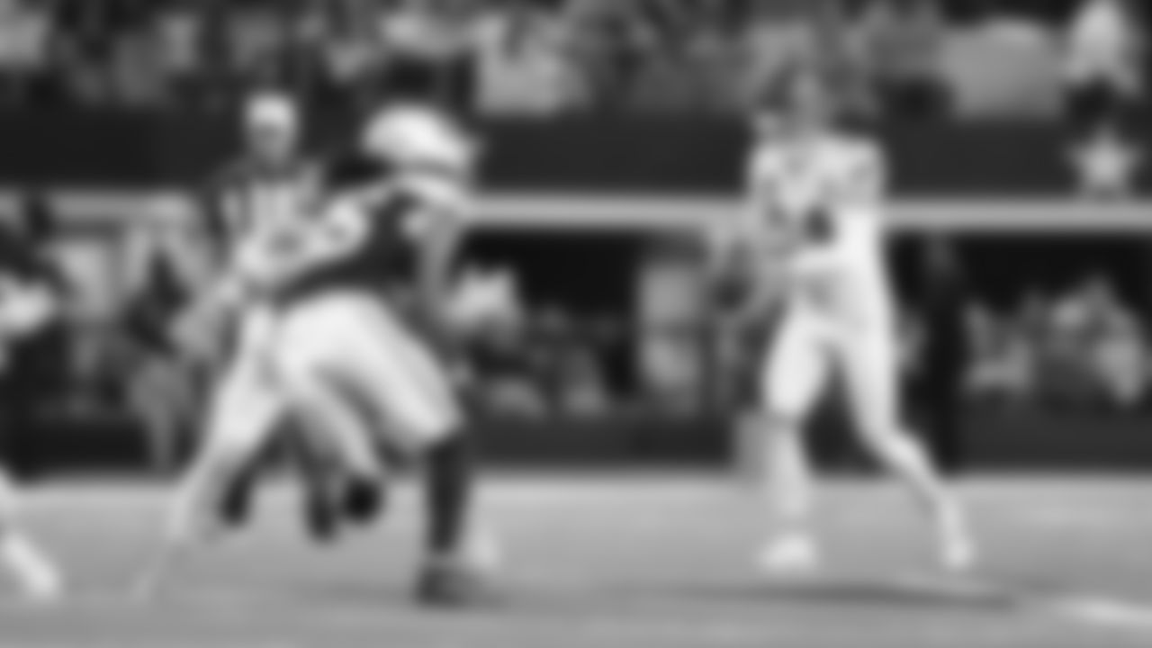 Kansas City Chiefs cornerback Joshua Williams (2) looks to punt during a week 13 NFL football game against the Dallas Cowboys on Thursday, November 27, 2025 in Arlington, TX.