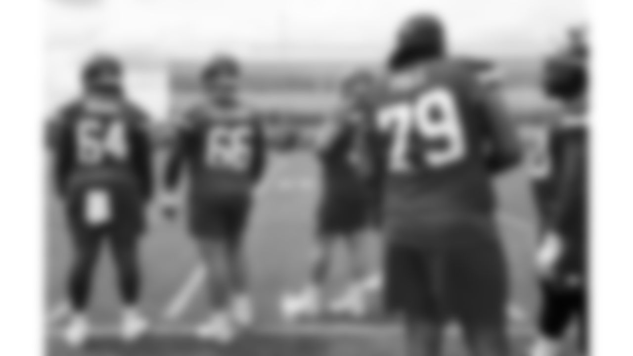 Kansas City Chiefs offensive linemen during phase 3 of OTAs on Thursday, May 29, 2025 in Kansas City, MO.