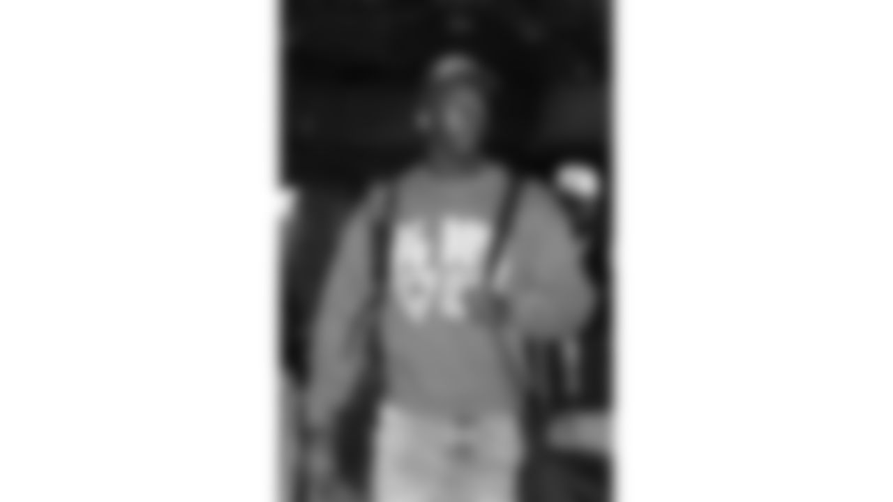 Kansas City Chiefs cornerback Joshua Williams (2) arrives at Nissan Stadium prior to a week 16 NFL Football game against the Tennessee Titans on Sunday, December 21, 2025 in Nashville, Tennessee.