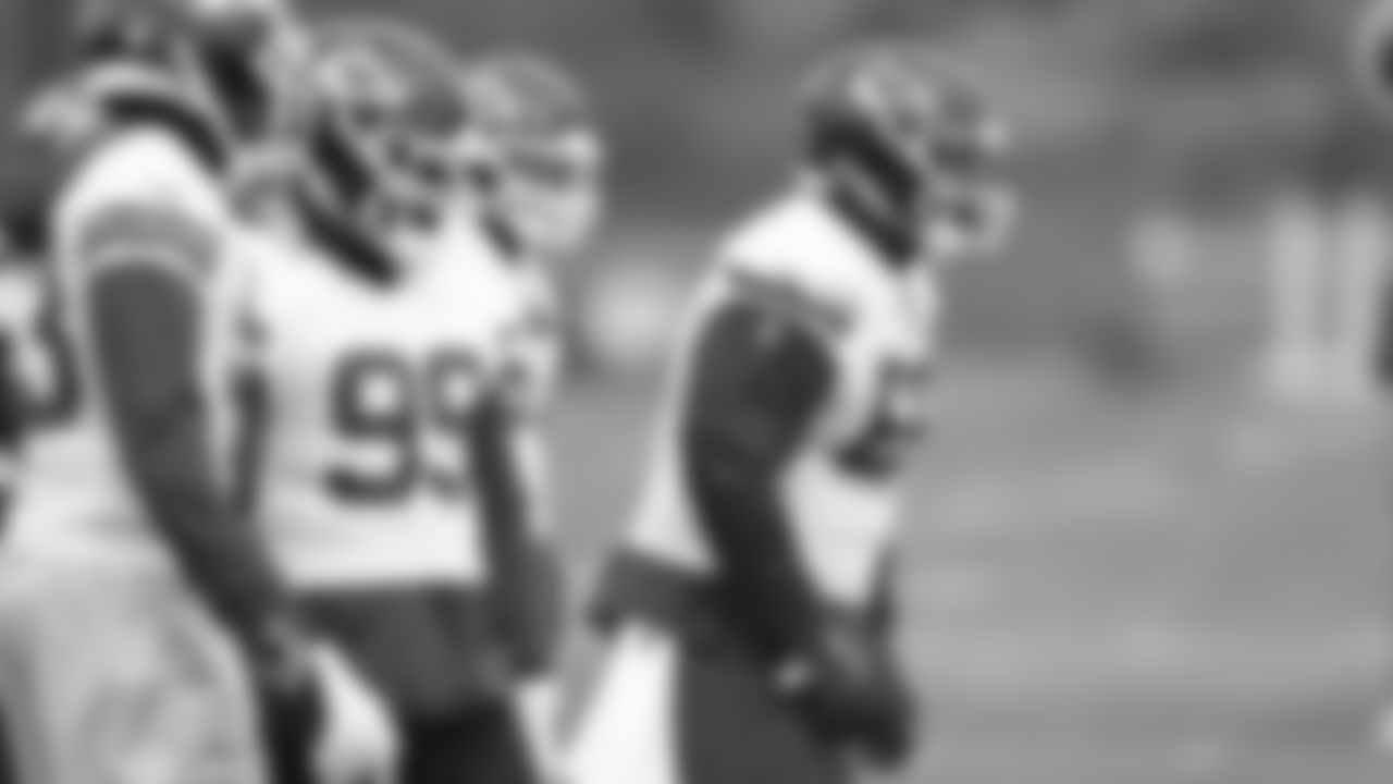 Kansas City Chiefs defensive tackle Mike Pennel during practice at the University of Kansas Health System Training Facility on November 24, 2023.
