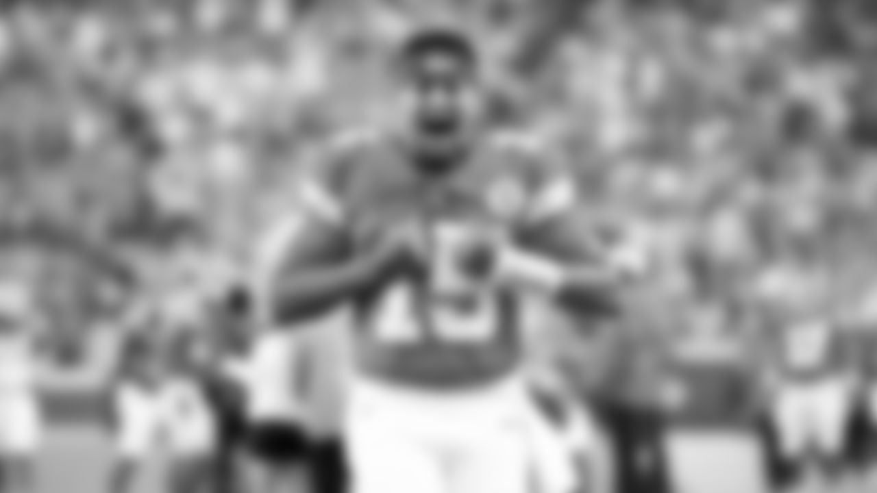 Kansas City Chiefs quarterback Patrick Mahomes (15) yells in the end zone prior to a preseason week 3 NFL football game against the Chicago Bears, Friday, August 22, 2025 in Kansas City, MO.