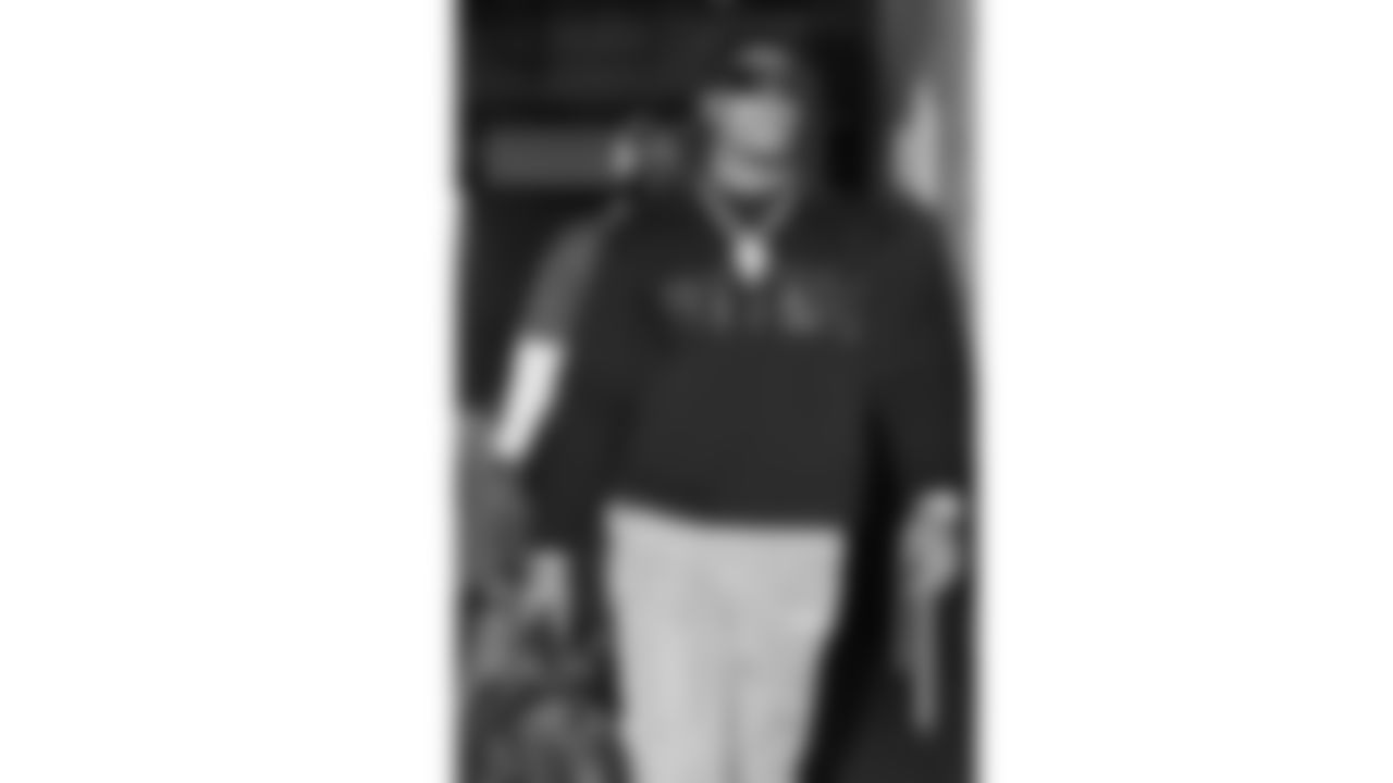 Kansas City Chiefs running back Isiah Pacheco (10) arrives at Nissan Stadium prior to a week 16 NFL Football game against the Tennessee Titans on Sunday, December 21, 2025 in Nashville, Tennessee.