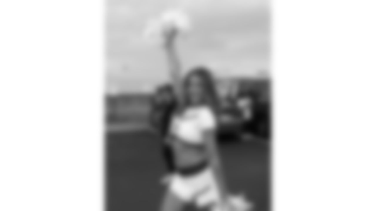 A Kansas City Chiefs Cheerleader prior to the week 6 NFL football game against the Detroit Lions, Sunday, October 12, 2025 in Kansas City, MO.