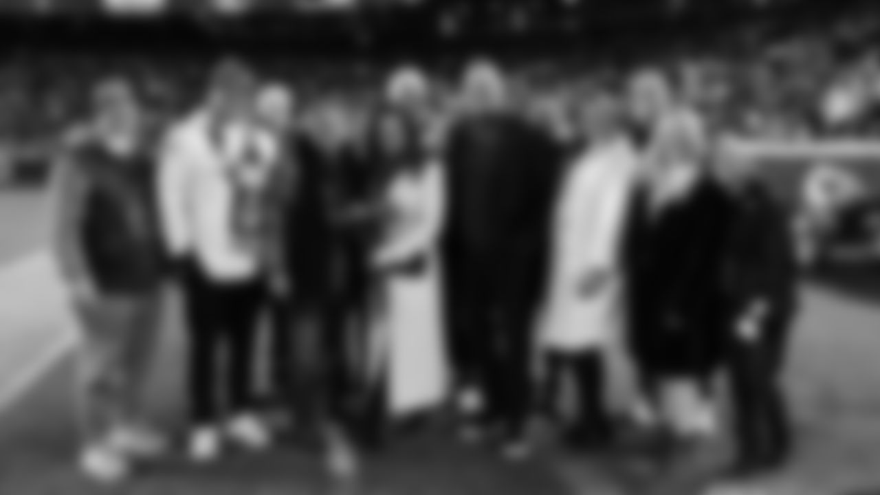 Bill Maas with family after being inducted to the Chiefs Hall of Fame during an NFL week 14 matchup against the Houston Texans, Sunday December 7, 2025.