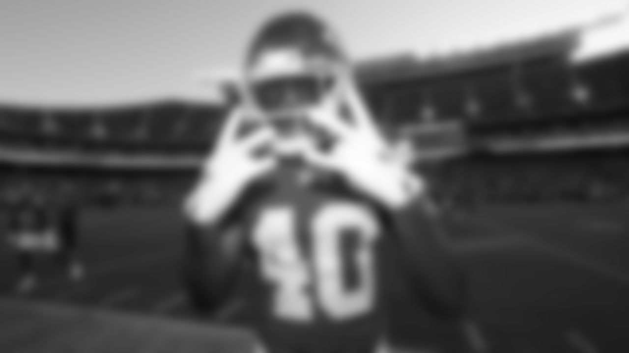 Kansas City Chiefs cornerback Jacobe Covington (40) prior to a preseason week 3 NFL football game against the Chicago Bears, Friday, August 22, 2025 in Kansas City, MO.