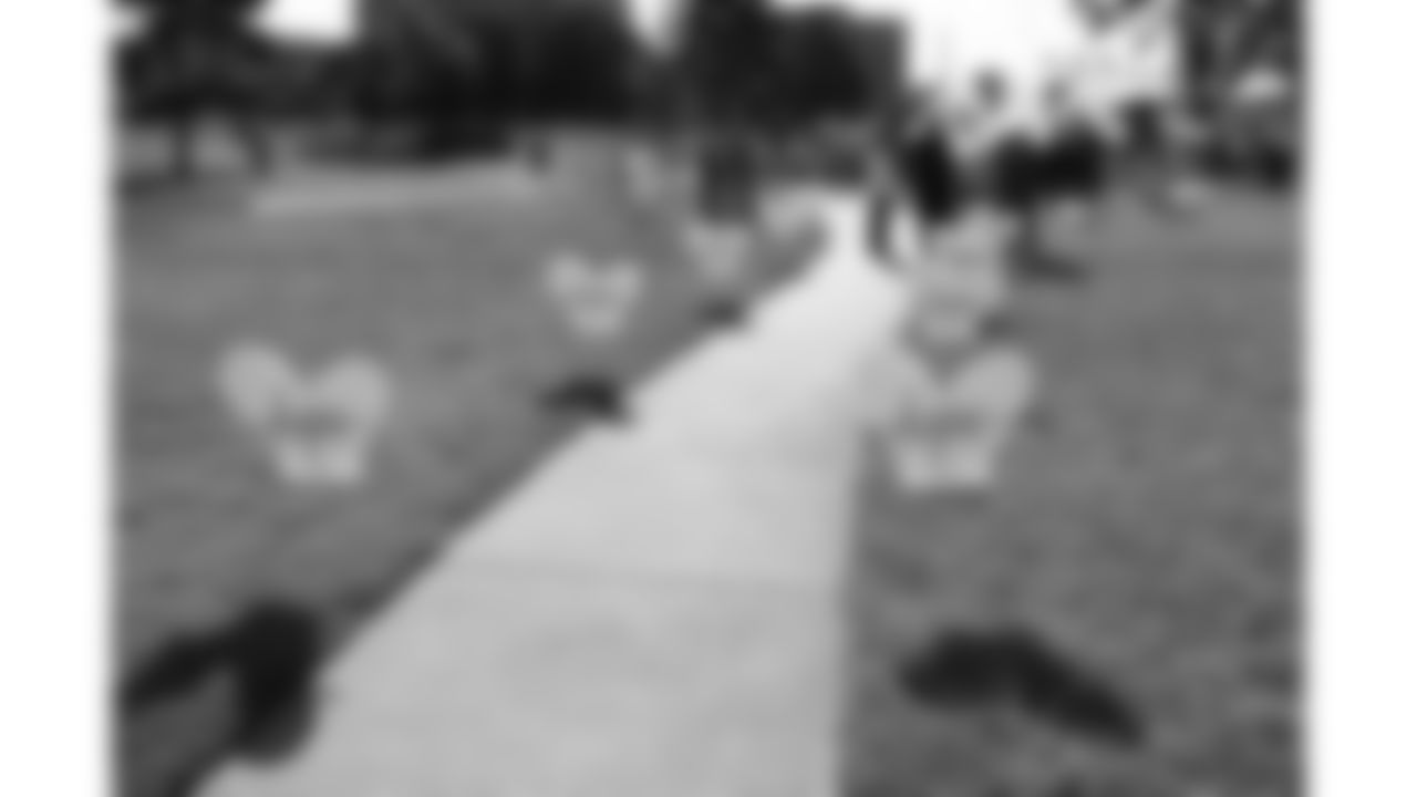 Heart shaped signage at the Bradens Hope Hero Parade and Fountain Dyeing event on Friday, August 29, 2025 at Mill Creek Park in Kansas City, MO.