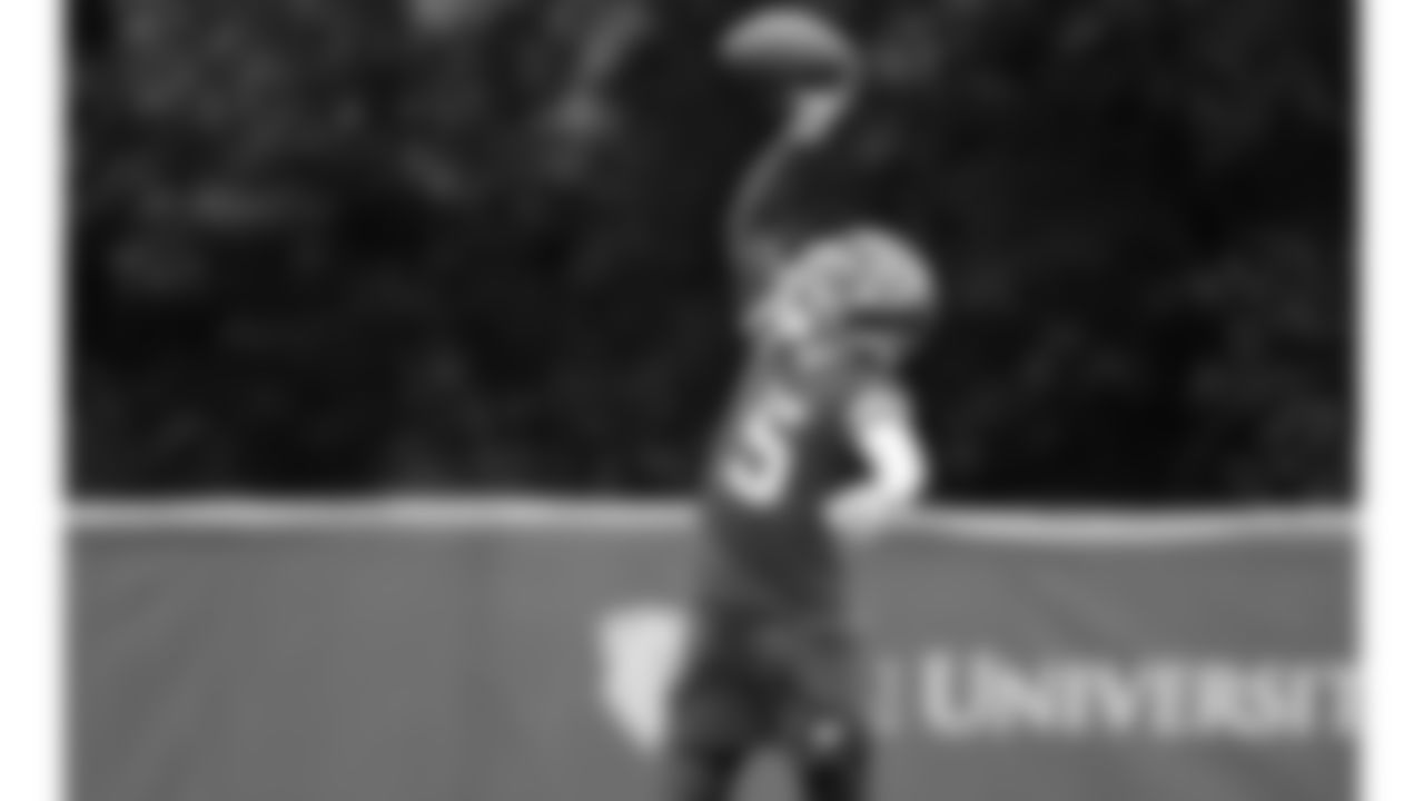 Kansas City Chiefs wide receiver Hollywood Brown (5) practices during phase 3 of OTAs on Thursday June 12, 2025 in Kansas City, MO.