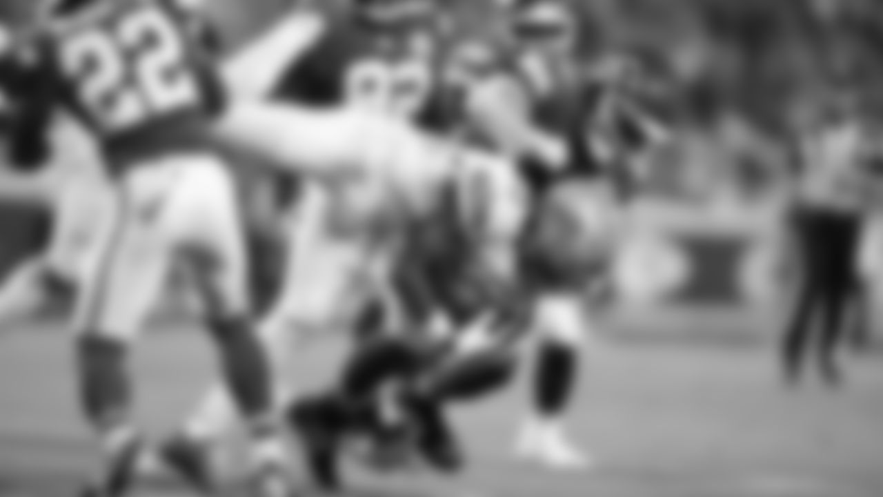 Kansas City Chiefs middle linebacker Drue Tranquill (23) makes a tackle during a week 6 NFL Football game against the Detroit Lions on Sunday, October 12, 2025 in Kansas City, MO.