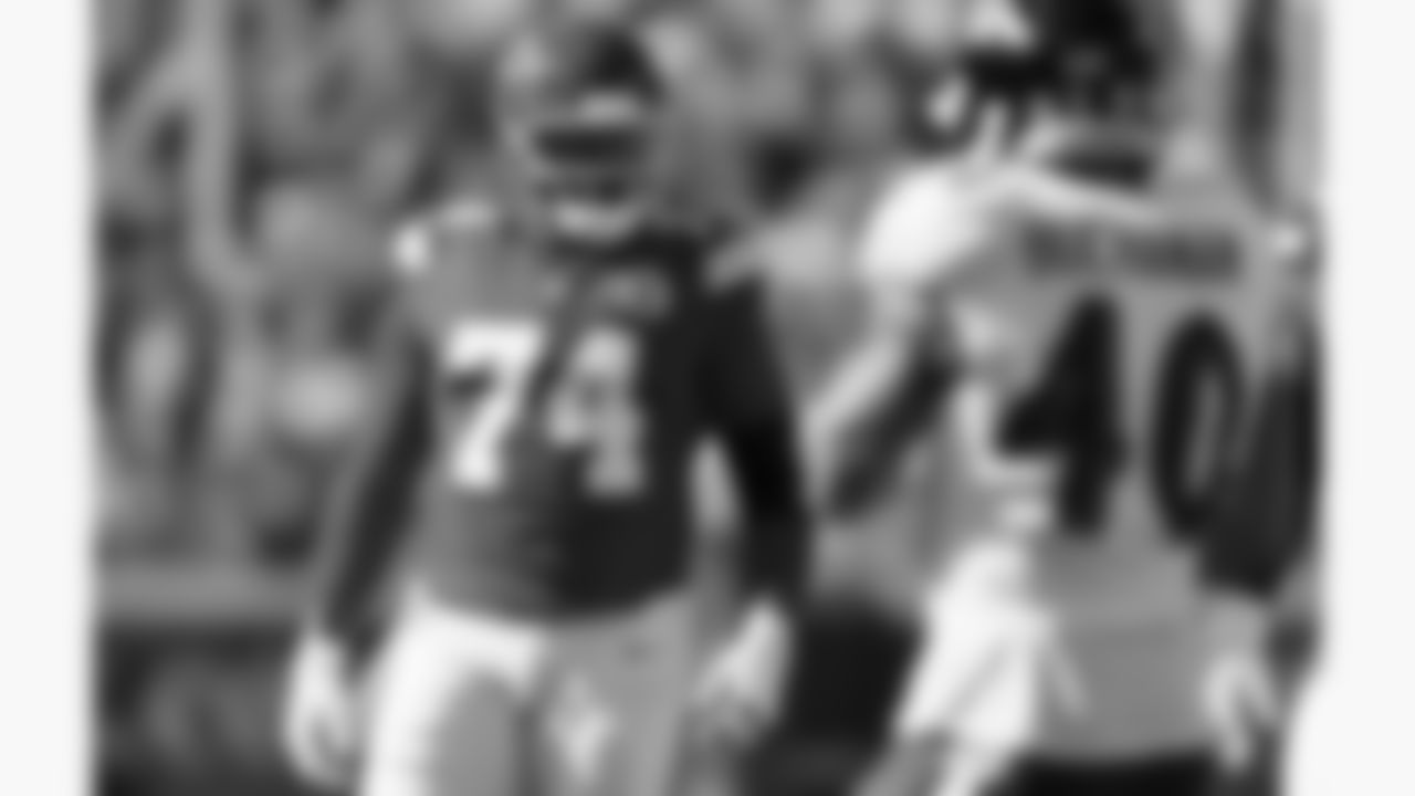 Kansas City Chiefs tackle Jawaan Taylor (74) during the week 4 NFL football game against the Baltimore Ravens, Sunday, September 28, 2025 in Kansas City, MO.