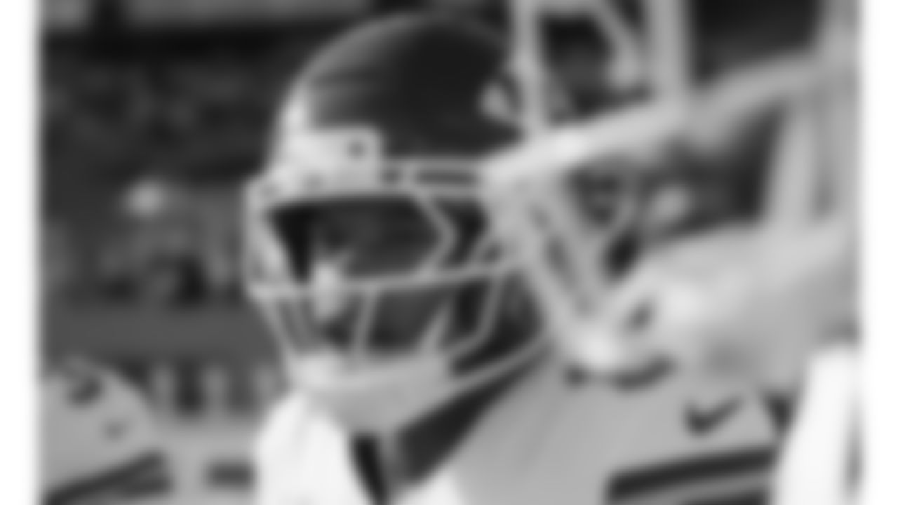 Kansas City Chiefs safety Bryan Cook (6) prior to a week 16 NFL Football game against the Tennessee Titans on Sunday, December 21, 2025 in Nashville, Tennessee.