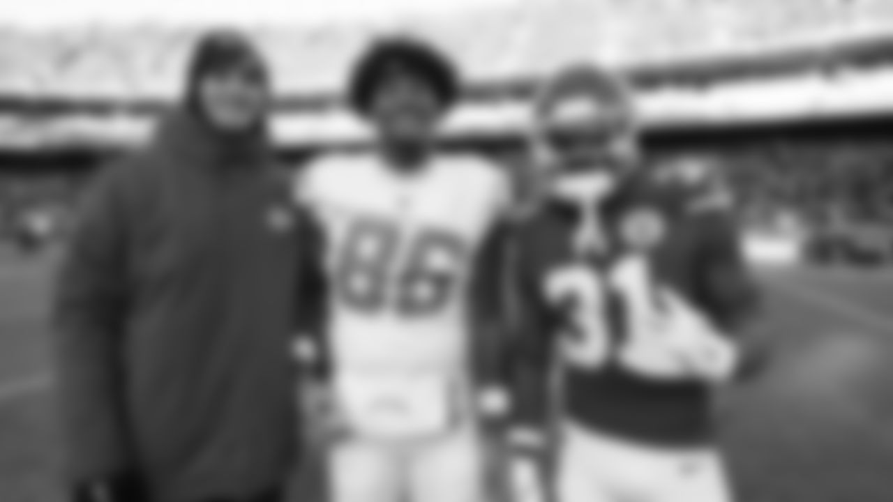 Kansas City Chiefs linebacker Jeffrey Bassa (31) and San Diego Chargers tight end Oronde Gadsden (86) pose for a photograph after an NFL week 15 matchup against the Los Angeles Chargers, Sunday December 14, 2025.