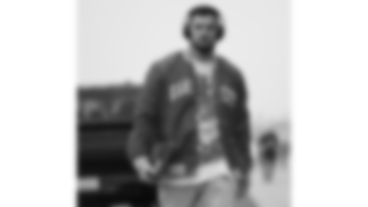 Kansas City Chiefs linebacker Drue Tranquill (23) arrives prior to a week 12 NFL Football game against the Indianapolis Colts on Sunday, November 23, 2025 in Kansas City, MO