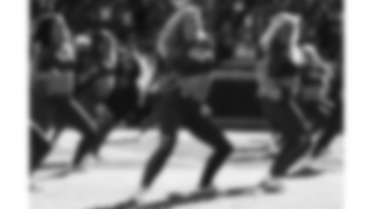 A Kansas City Chiefs Cheerleader during a week 12 NFL football game against the Indianapolis Colts, Sunday, November 23, 2025 in Kansas City, MO.